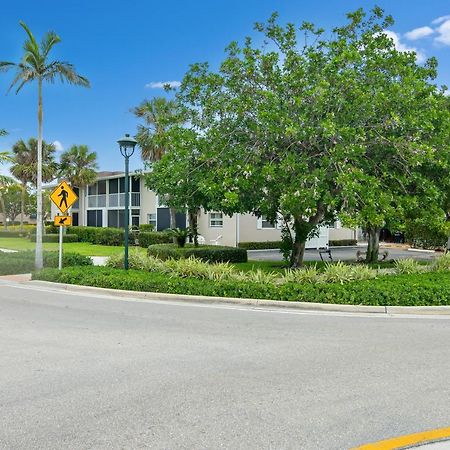 Tropical Oasis 809 Apartment Naples Luaran gambar